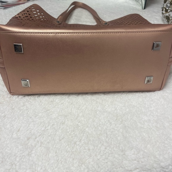 Stella & Dot Vegan Leather Rose Gold Tote  Bag Silver Hardware Marseilles - Picture 4 of 5